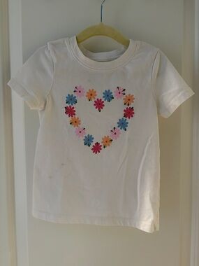White Kids' T-Shirt with Floral Heart